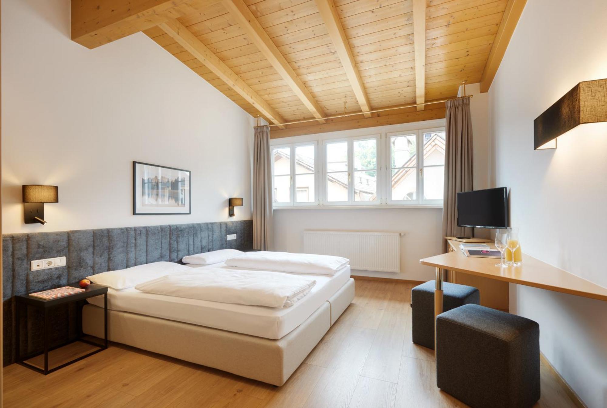 Hotel Goldene Rose Brunico Dış mekan fotoğraf